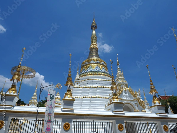 Fototapeta Wat Saen Fang famous temple is an ancient temple built around 2119 in Chiang Mai city.