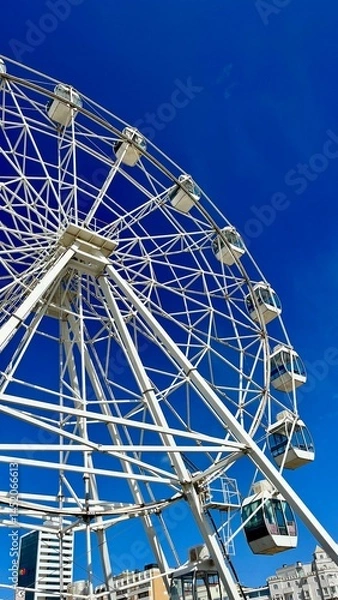 Obraz Wheel of Views: A Close-Up Perspective