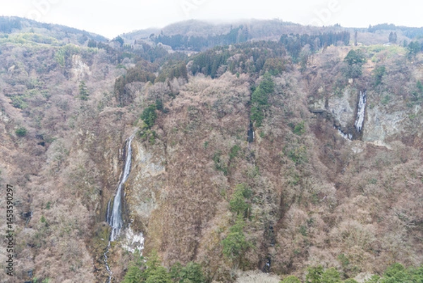 Obraz 大分県の巨大な吊り橋から見る雄大な自然