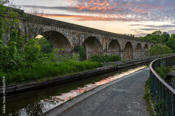 Fototapeta Evening mood at the Chirk Aqueduct & Viaduct, Wales, UK