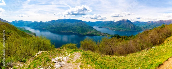 Fototapeta Panorama of Lake Como photographed from Ortanella, showing Bellagio, Balbianello, the Lecco and Como shores of the lake and the mountains above.