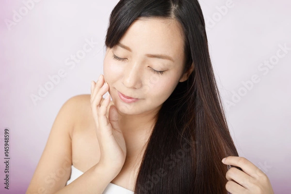 Obraz 寛ぐ美しい女性