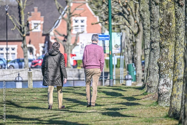 Obraz gens groupe homme ami detente promenade parc climat Belgique Flandres