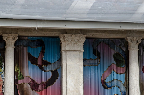 Fototapeta details Chiostro del Bramante, open courtyard on two levels with elegant arches and refined architectural details. the white marbles, accentuating the magnificence of this Renaissance masterpiece.