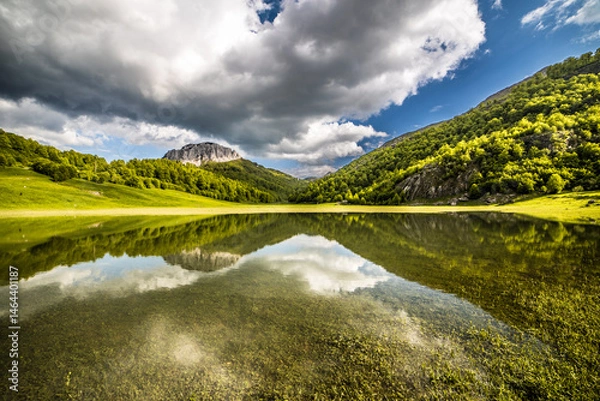 Obraz Tranquil Mountain Landscape with Water Reflections