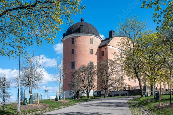 Fototapeta Uppsala Castle on a sunny spring day in Sweden in late April. Construction of the famous castle began in 1549 and completed in the early 17th century.