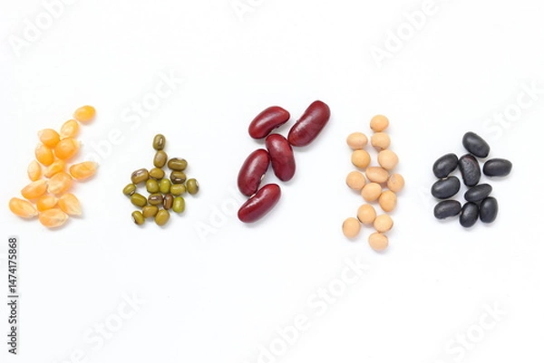 Obraz Top view of Red beans black beans soybean with mung bean isolated on white, isolated of Red beans black beans soybeans with mung bean