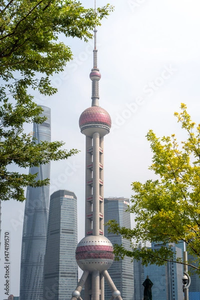 Obraz Oriental pearl TV tower building scenery. The Oriental pearl TV tower is the famous landmarks in Shanghai China