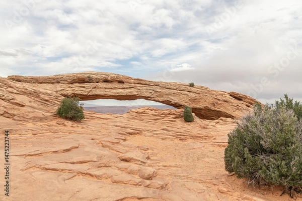 Obraz Mesa Arch (aka Rotary Arch and Trail Arch) in Canyonlands National Park, Utah, USA