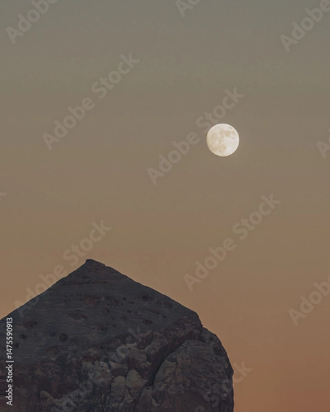 Fototapeta moon in the desert