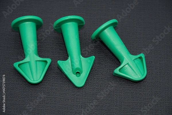 Fototapeta 3pcs Silicone Sealant Filler Nozzle Applicator and Scraper Set - for Bathroom and Tile Joint Cleaning, Grouting Sealing, Smooth Multi-functional Scraper Tool