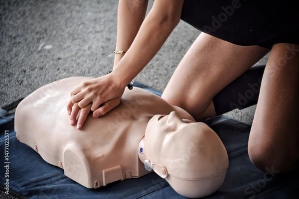 Obraz Massage cardiaque