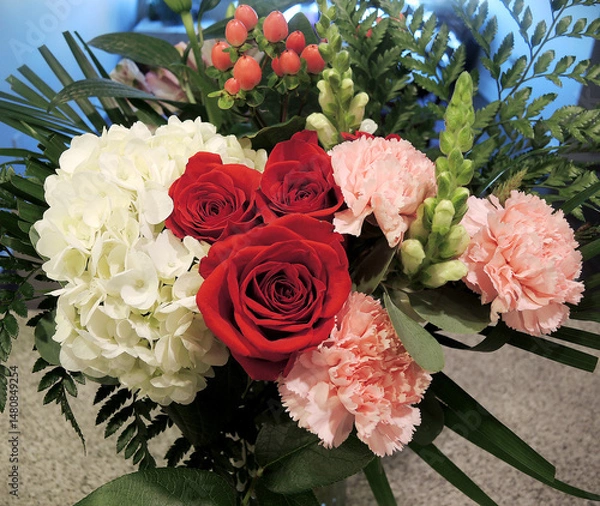 Obraz Beautiful bouquet of roses and carnations