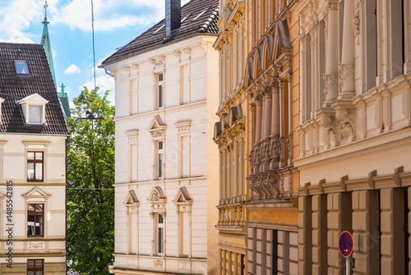 Fototapeta Straßenzug mit Altnauten aus der Gründerzeit in Wuppertal, Deutschland