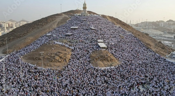Obraz Aerial View of Massive Crowd on Mount Arafat during Hajj Pilgrimage in Mecca, Saudi Arabia