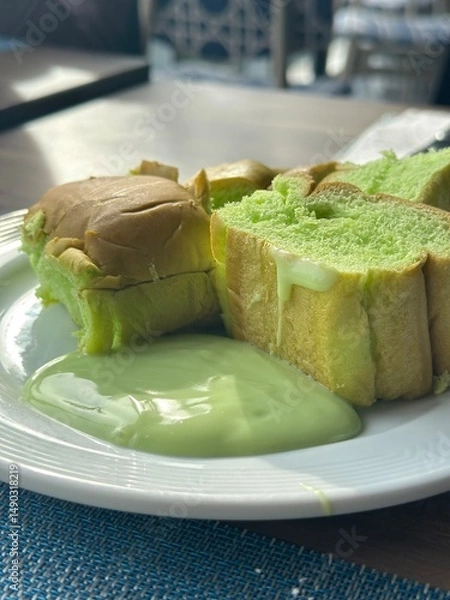 Obraz Steamed Toast with Pandanus Custard