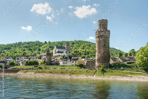Obraz Ansicht von Oberwesel mit Rhein, Ochsenturm und Martinskirche