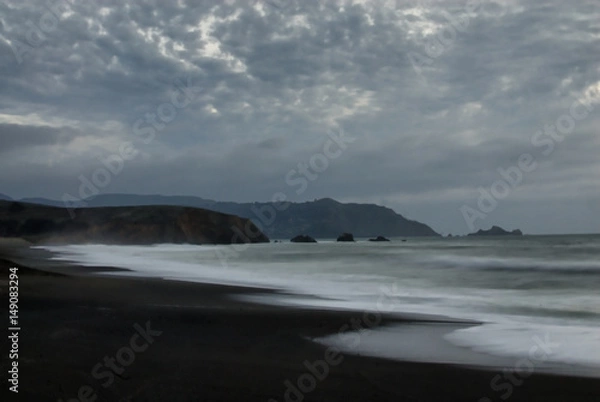 Obraz A dark afternoon at Pacifica near San Francisco.