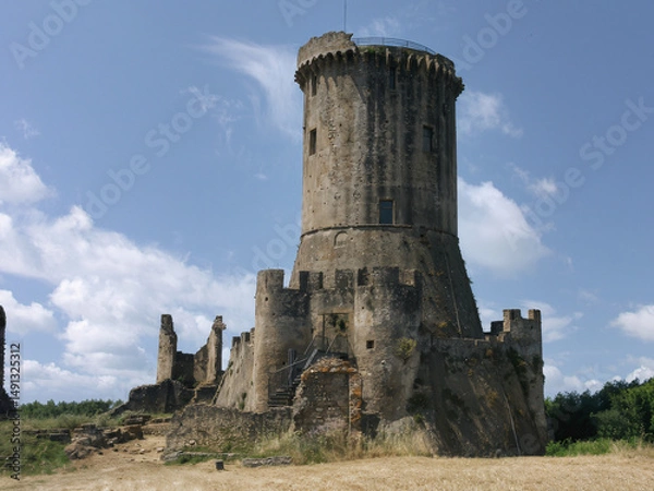 Obraz Historic medieval tower (Torre della Bruca) in the ancient archaeological complex of Velia (Elea), Cilento, Italy. Panoramic landmark overlooking the Tyrrhenian coast