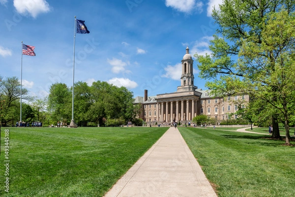Fototapeta The campus of Penn State University in spring sunny day, State College, Pennsylvania.	