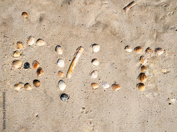 Obraz Name of Island Sylt formed with mussels in sand