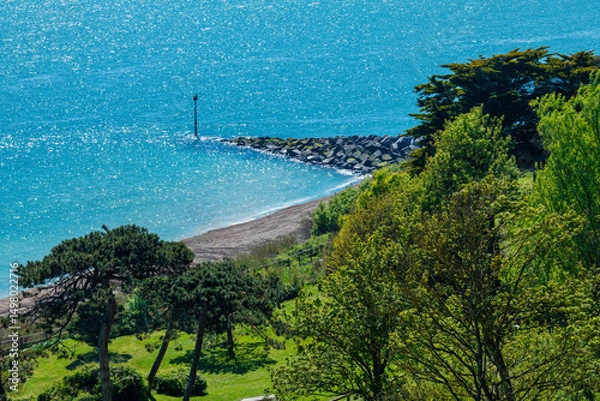 Fototapeta View of Folkestone Beach in Kent, England on a nice sunny spring day