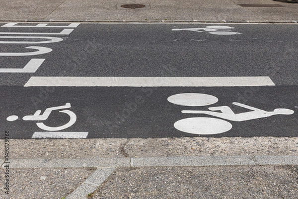 Fototapeta Bike path sign on the road. Close up bicycle paint on rood, transport sign texture background, transport and lifestyle concept