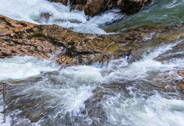Obraz the source of the river in the wild, a walk along the riverbed with a view of the canyon