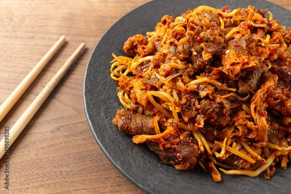 Obraz Chinese Stir-Fried Beef with Cumin