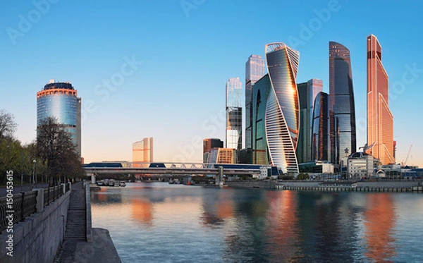 Obraz Международный бизнес-центр "Москва-Сити" ранним утром