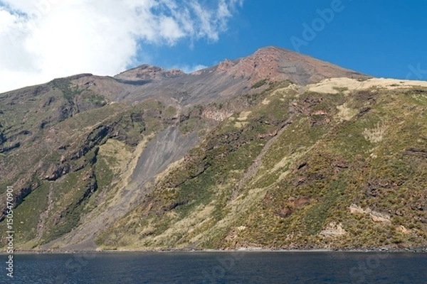 Obraz View from a boat to the Stromboli volcano on Stromboli island in the Tyrrhenian Sea. Aeolian (Lipari) Islands. Italy. Europe.