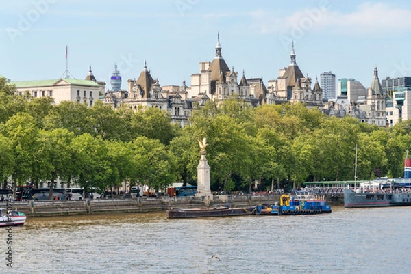 Obraz Memorial of the Royal Air Force in London, situated on the Victoria Embankment of the River Thames.