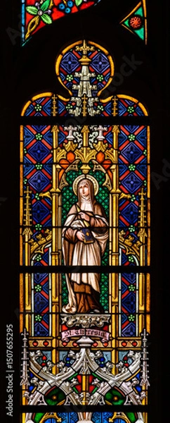 Obraz Saint Teresa of Ávila. A stained-glass window in the Cathedral of St Elizabeth (Dóm svätej Alžbety) in Košice, Slovakia.