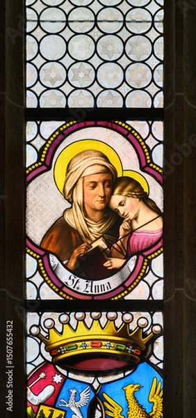 Obraz Saint Anne (the Mother of the Virgin Mary).  A stained-glass window in the Cathedral of St Elizabeth (Dóm svätej Alžbety) in Košice, Slovakia.
