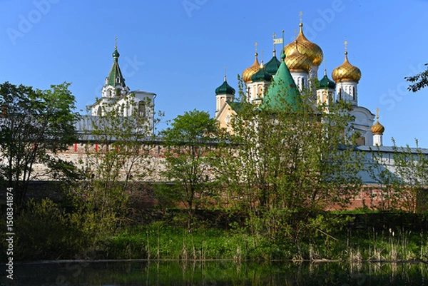 Fototapeta View of the Ipatiev Monastery from the Museum of Wooden Architecture in Kostroma.
