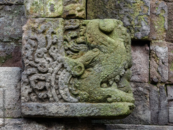 Obraz Closeup view of makara head stone carving on ancient hindu Gedong Songo II temple wall Bandungan, Semarang, Java, Indonesia	
