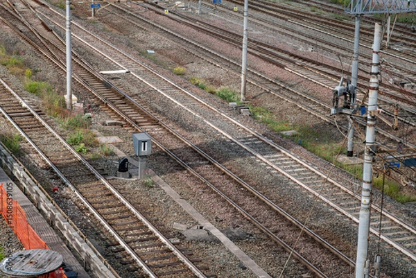 Fototapeta more rail without Trains. Railway lines are infrastructures of primary importance, construction sites and technical problems sometimes create delays and inefficiency. Maintenance must be constant.