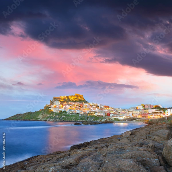 Fototapeta Unbelivable evening  view of Medieval town of Castelsardo.