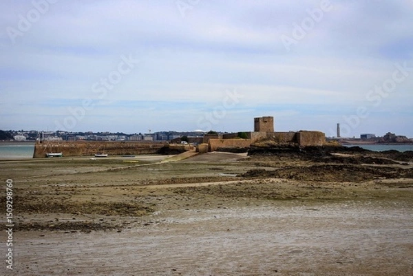 Fototapeta Fort of Saint Aubin view by low tide, Bailwick of Jersey, Channel Islands 