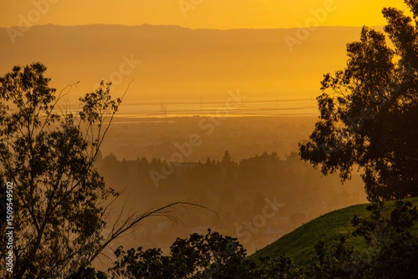 Obraz Misty sunset over quiet valley invites reflection, stillness, and inner calm