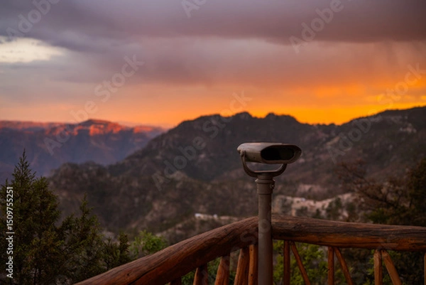 Fototapeta Sierra tarahumara en el atardecer, Barrancas del cobre en Chihuahua, turismo de aventura en México