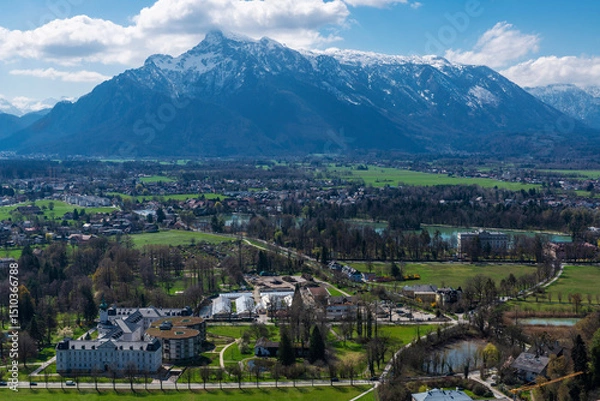 Fototapeta Overview of the city of Salzburg in Austria