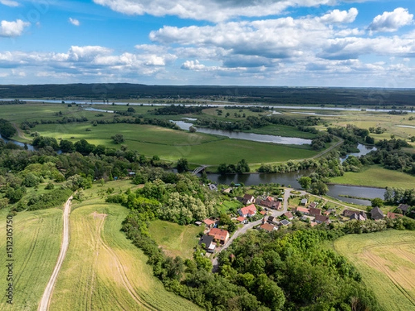 Obraz Aussicht auf das Dorf Stützkow an der Oder im Land Brandenburg