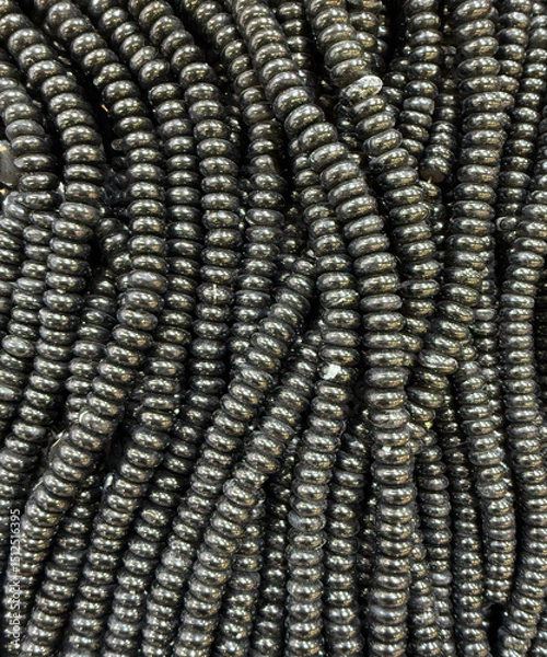 Obraz Stringed artificial glossy black and silver beads
