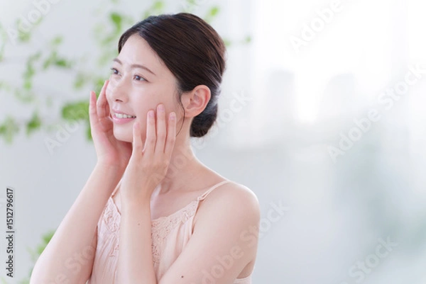 Fototapeta 若い女性の美容スキンケア