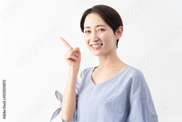 Fototapeta 私服姿の女性　ライフスタイルイメージ