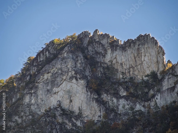 Obraz Close-up view of the jagged summit of Seneca Rocks with blue sky in the evening