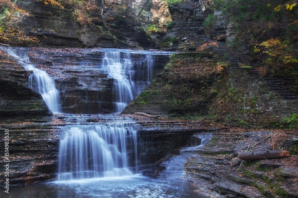 Obraz buttermilk falls state park and waterfalls in autumn