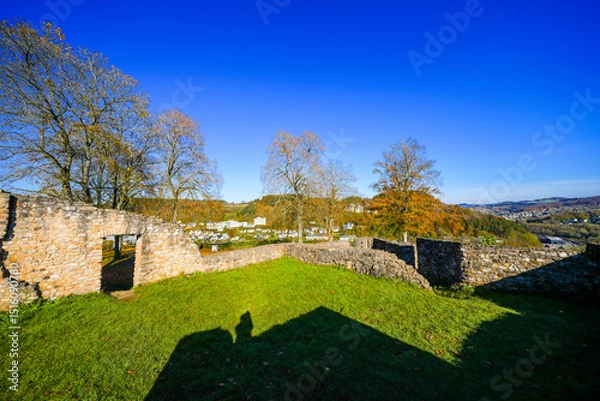 Obraz View of Gerhardstein Castle in Gerolstein. The historic Löwenburg castle with the surrounding landscape in the Eifel region.
