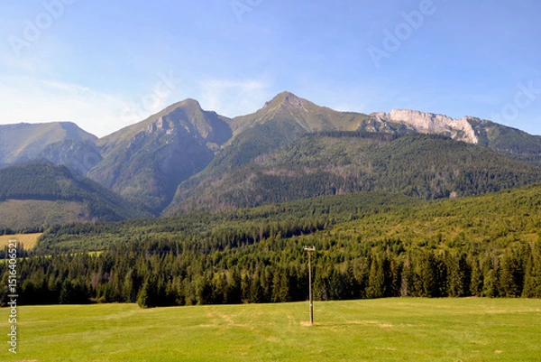 Obraz Havran and Zdiarska vidla peaks, mountains in the Belianske Tatry. Slovakia